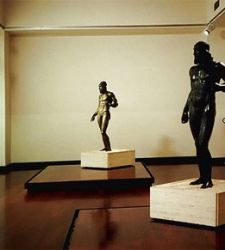 Die Geschichte des Transports der Riace-Bronzen